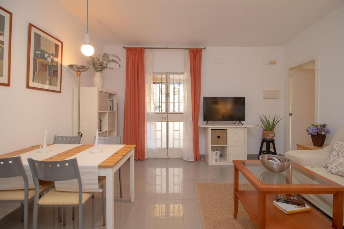 C52 - Seaside 2 Bedrooms By The Center Málaga Dış mekan fotoğraf